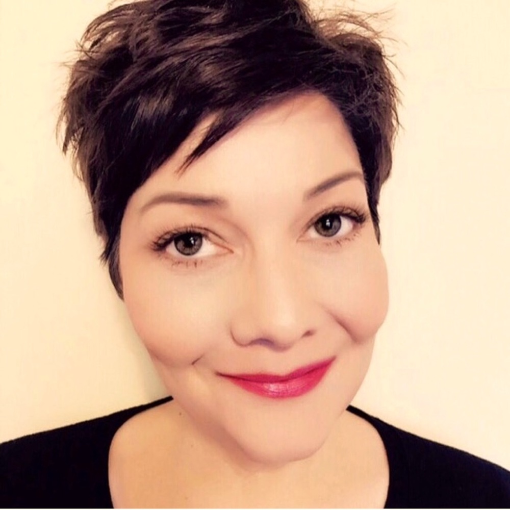 Meet your Posher, Angela